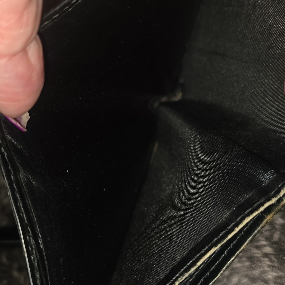Louis VUITTON black Epi Wallet Unisex Lv - Picture 10 of 10